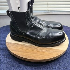 Vinatge Addison Shoe Company Black Leather Chelsea Boots